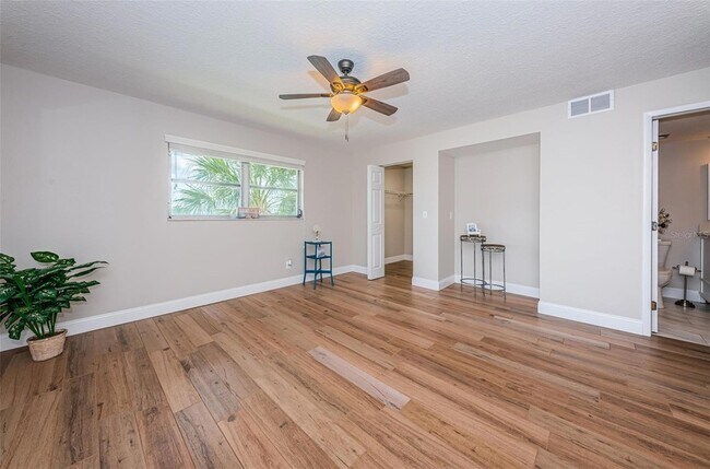Building Photo - 5157 Silent Loop