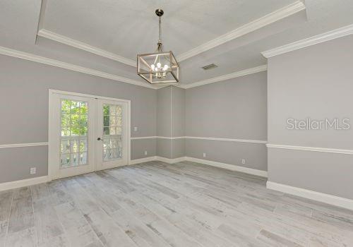 Building Photo - 1648 Bayshore Dr