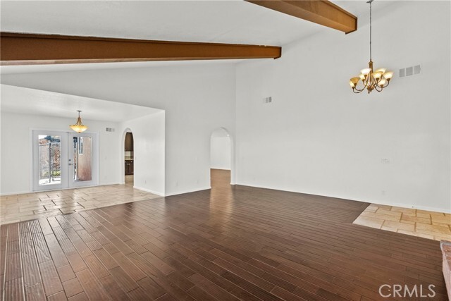 Building Photo - 1138 Lakeview Dr