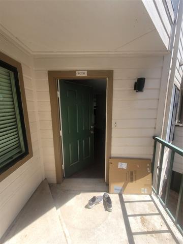 Building Photo - 2311 Balsam Dr