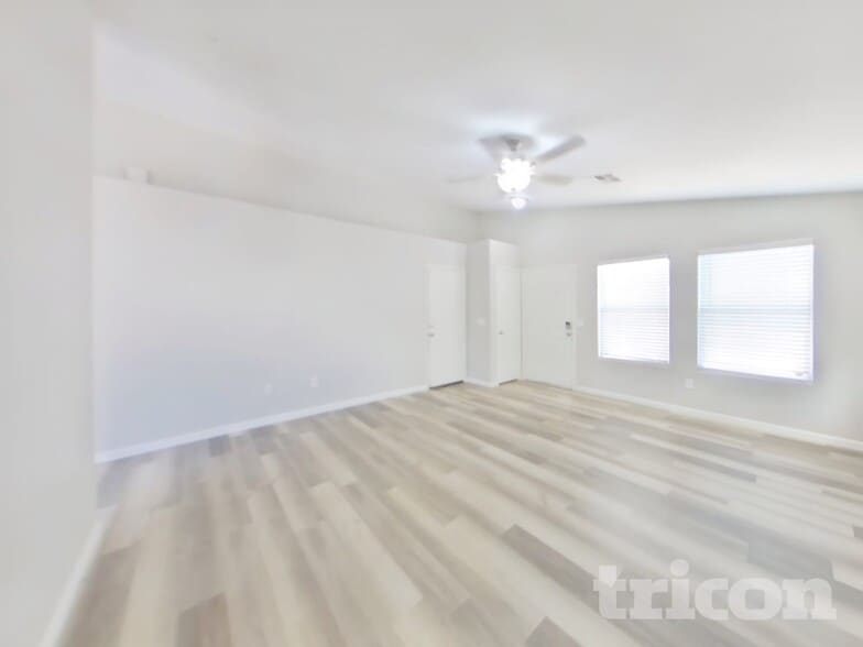 Building Photo - 12723 W Jenero Dr