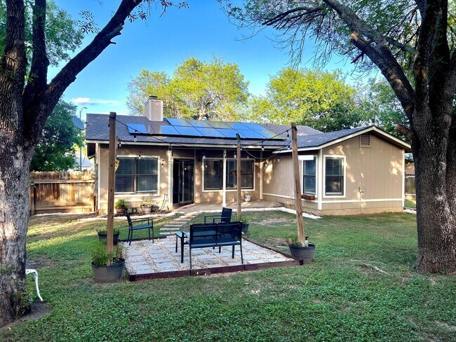 Building Photo - 207 Canoga Park Dr