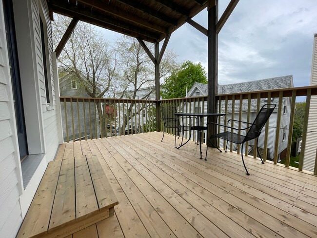 Building Photo - 26 North St