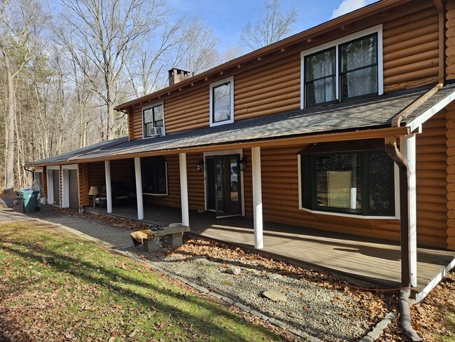 Building Photo - 2055 Shepard Ave