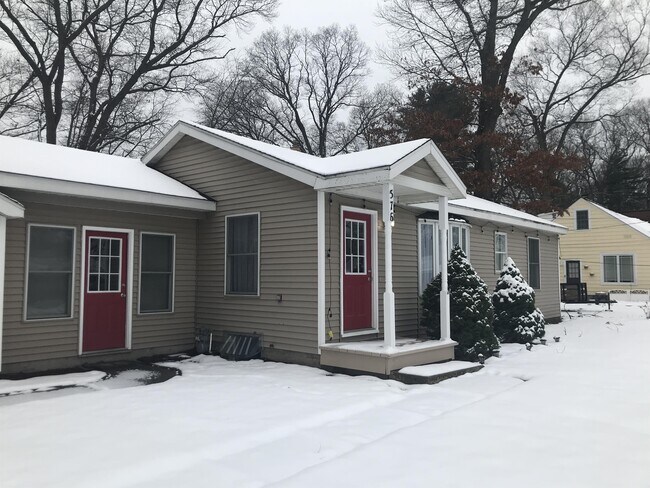 Primary Photo - 576 Pinecrest St