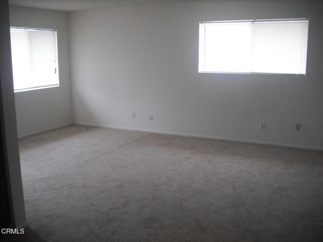 Building Photo - 2560 Sextant Ave