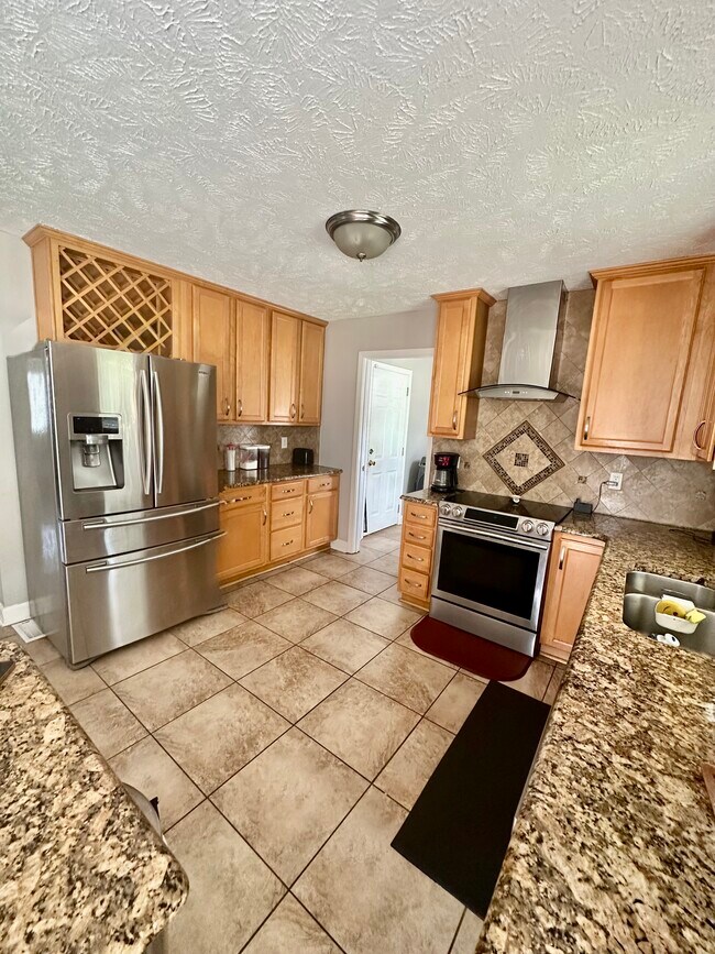 Building Photo - 86 Crystal Spring Dr