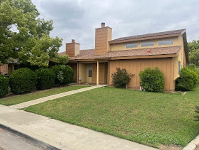 Primary Photo - Adorable 3 bedroom home for rent