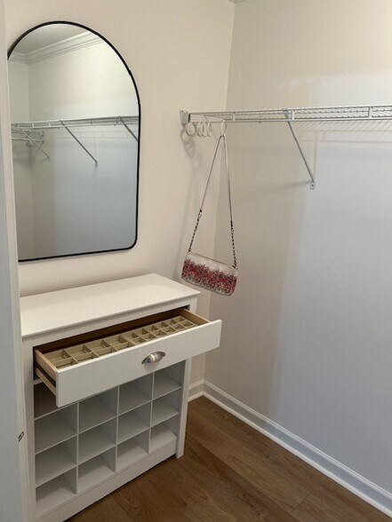 Building Photo - 4906 Wade Valley Way