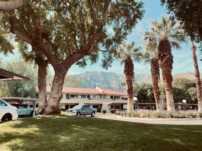 Building Photo - 2812 N Auburn Ct