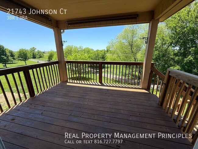 Building Photo - 21743 Johnson Ct