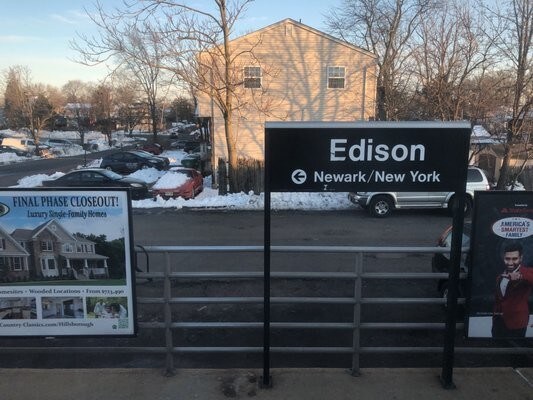 Building Photo - 612 Waterford Dr