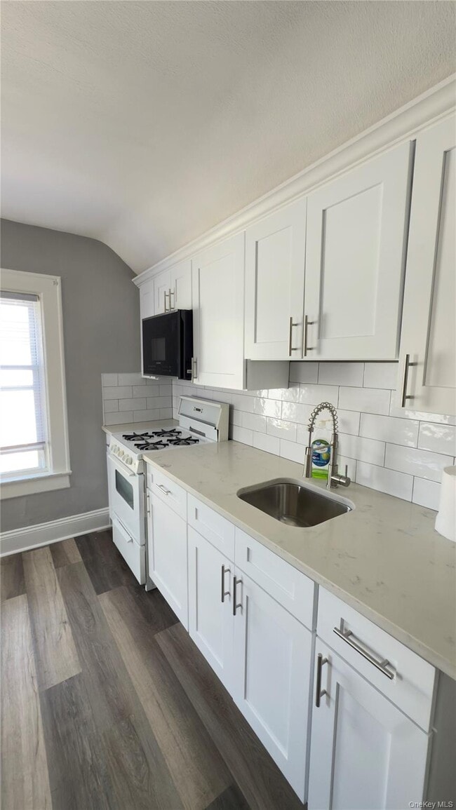 Building Photo - 779 Rockaway Ave