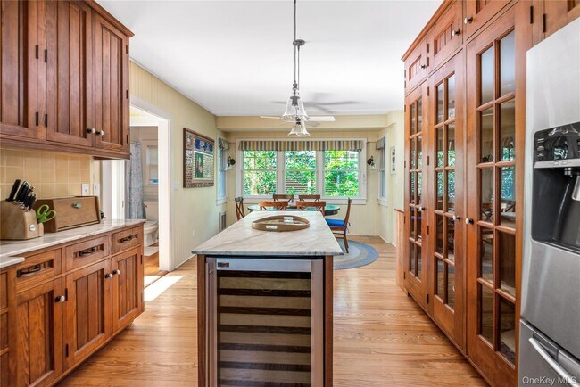 Building Photo - 696 Ocean Breeze Walk