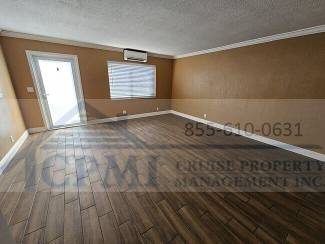 Interior Photo - 60 NW 39th St