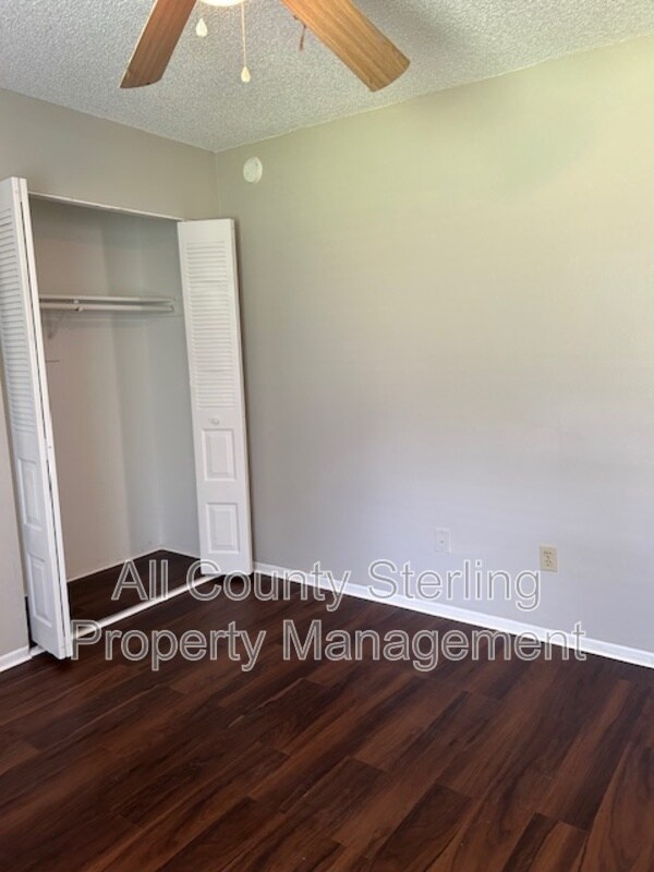 Building Photo - 2261 St Augustine St