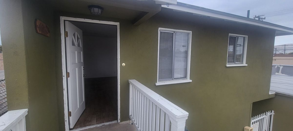 Building Photo - 6202 Cherry Ave