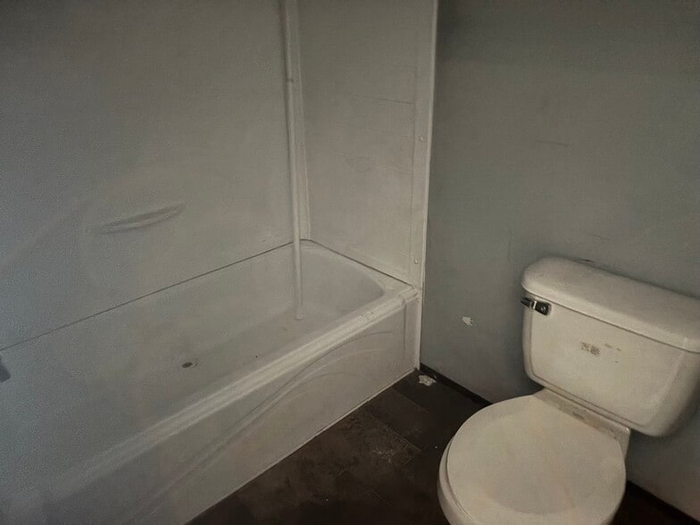 Building Photo - 1045 Conrad Dr