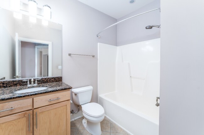 Building Photo - 2920 Martinsville Rd St