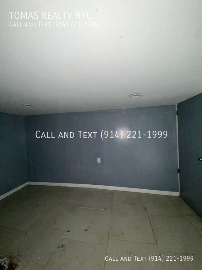 Building Photo - 62B Yonkers Ave