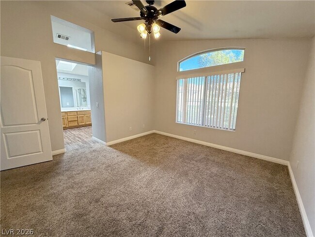 Building Photo - 2185 Polynesia Cir