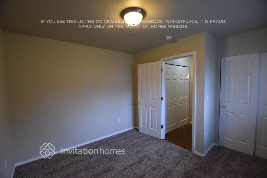 Building Photo - 6118 51st St NE