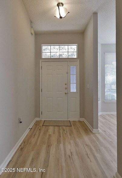 Building Photo - 1290 Ardmore St