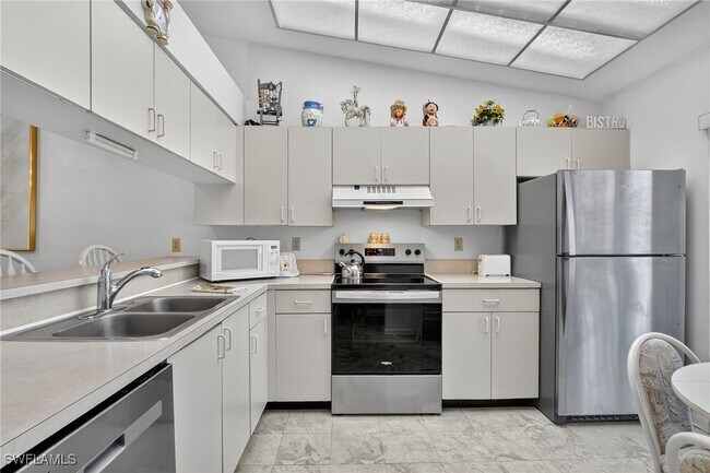 Building Photo - 4210 Looking Glass Ln