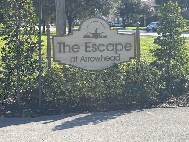 Building Photo - 2066 SW 82nd Ave