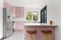 Building Photo - 705 Battle Bend Blvd