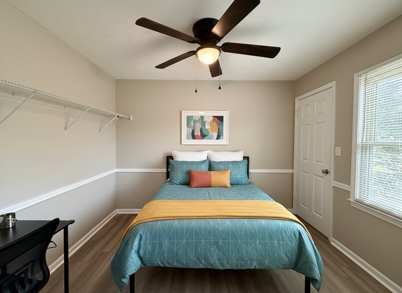 Building Photo - 514 Fieldstream Way