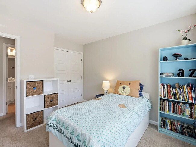 Building Photo - Lease OR Lease to Own