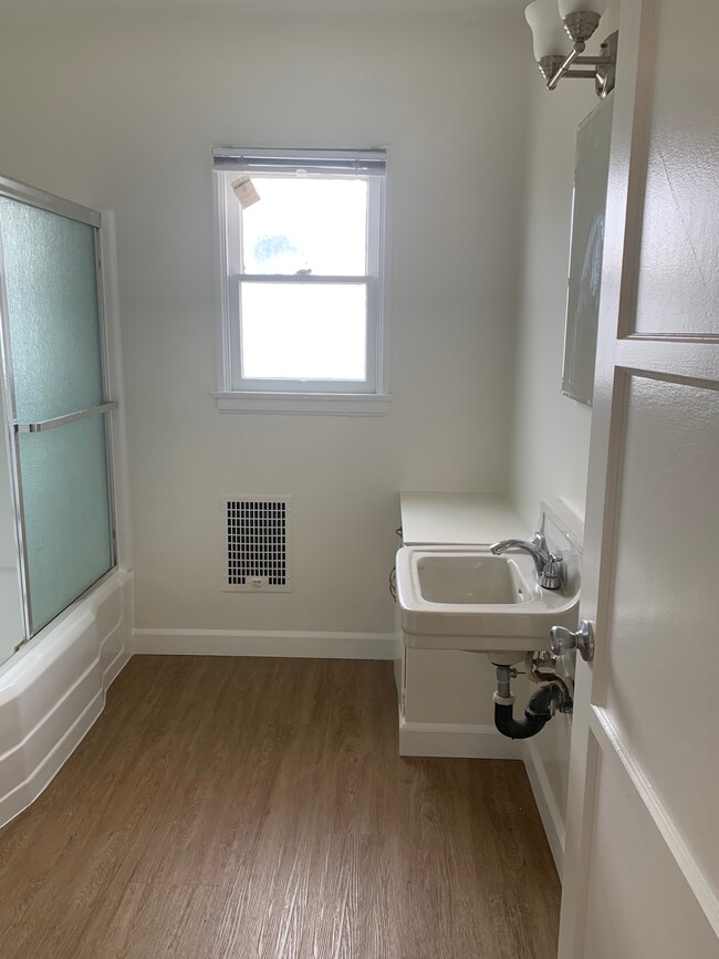 Bathroom - 1134 W 85th St