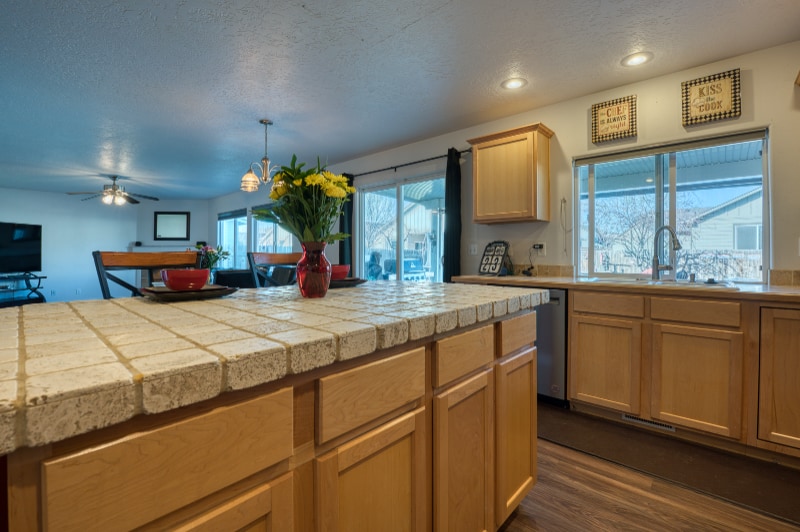 Building Photo - 6269 S Cheshire Ave