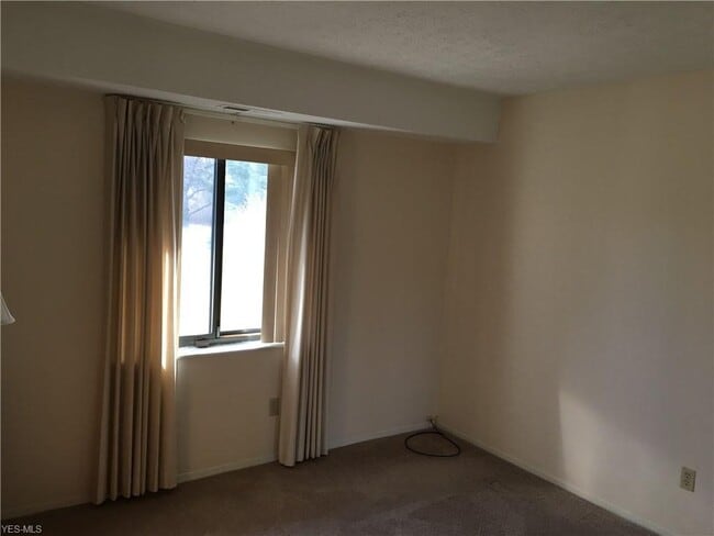 Building Photo - 2821 Mull Ave