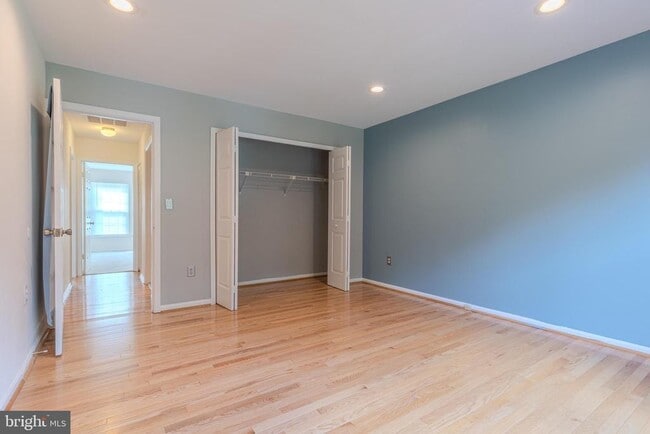 Building Photo - 3929 Sunflower Cir