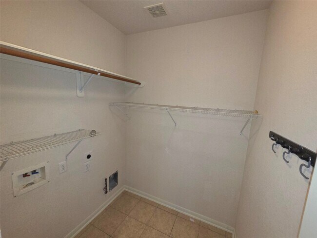Building Photo - 4411 Wellington Grove Ln