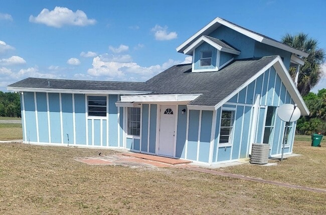 Building Photo - 19505 NW 80th Dr