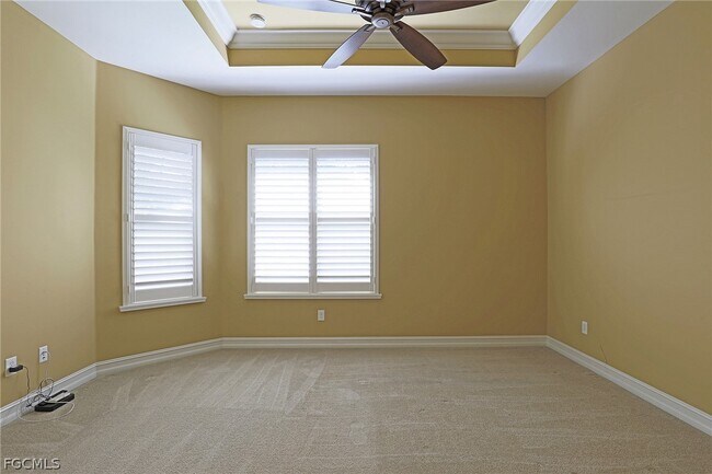 Building Photo - 8181 Venetian Pointe Dr