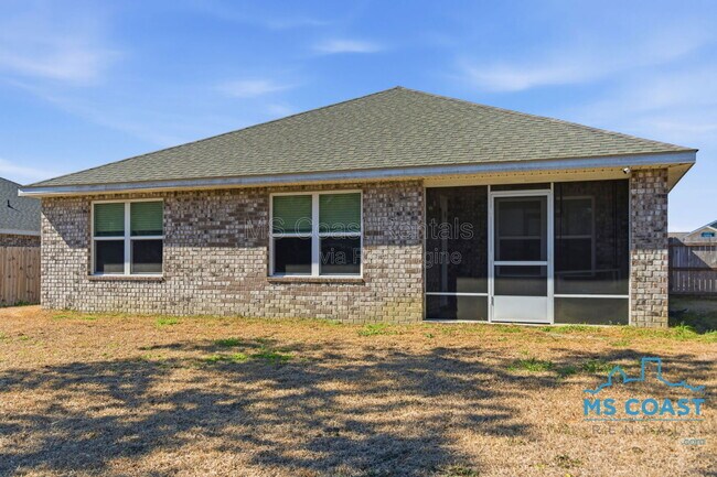 Building Photo - 1042 Enclave Cir