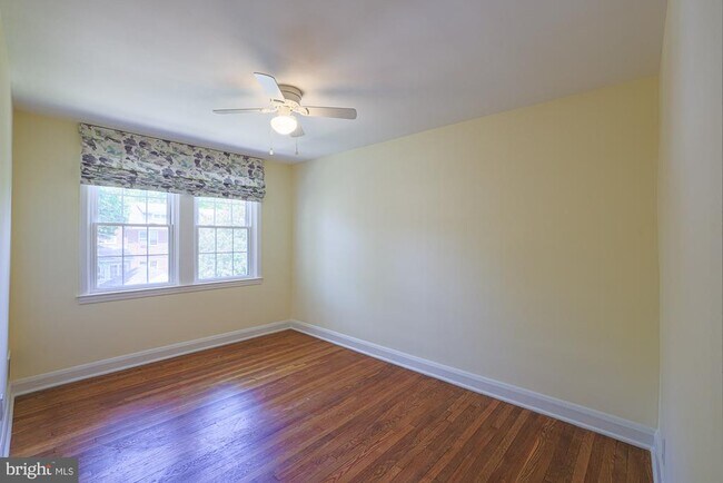 Building Photo - 214 Overbrook Rd