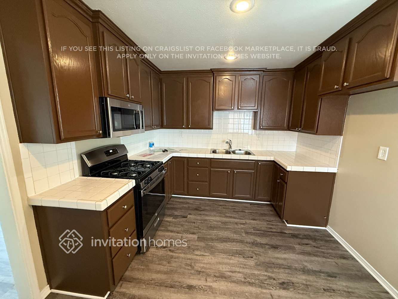 Building Photo - 13471 Placid Dr