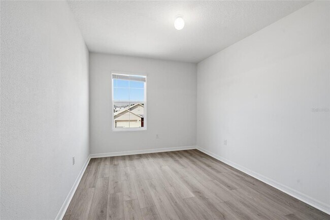Building Photo - 32745 Pez Landing Ln