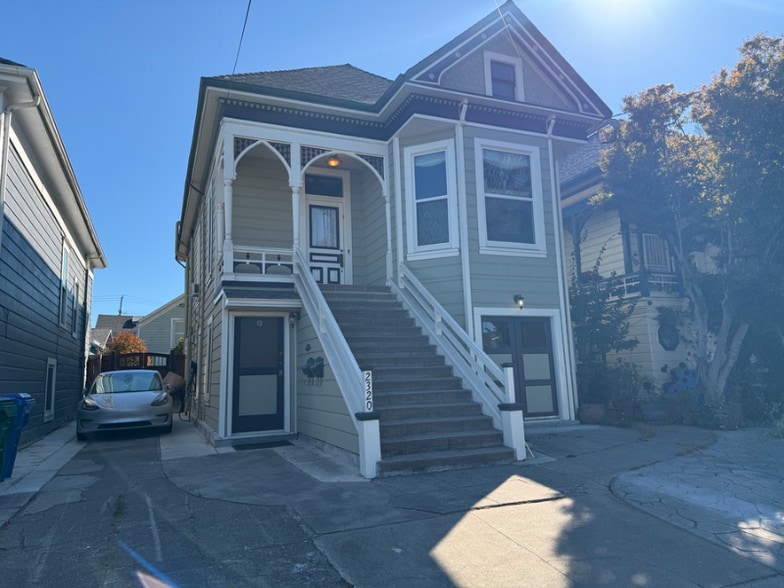 Primary Photo - 2320 Eagle Ave