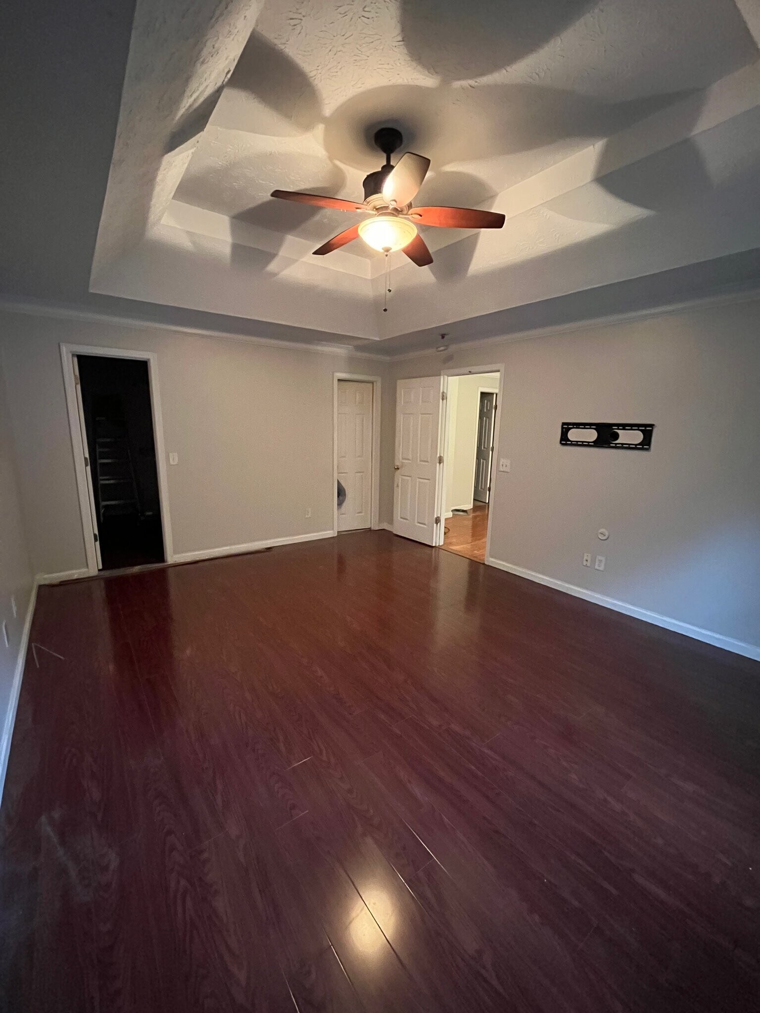 Building Photo - 5042 Rosemeade Ct