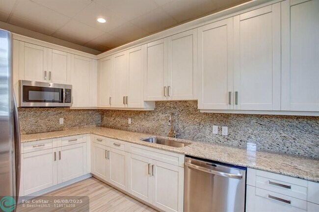 Building Photo - 92 Palmetto Ln