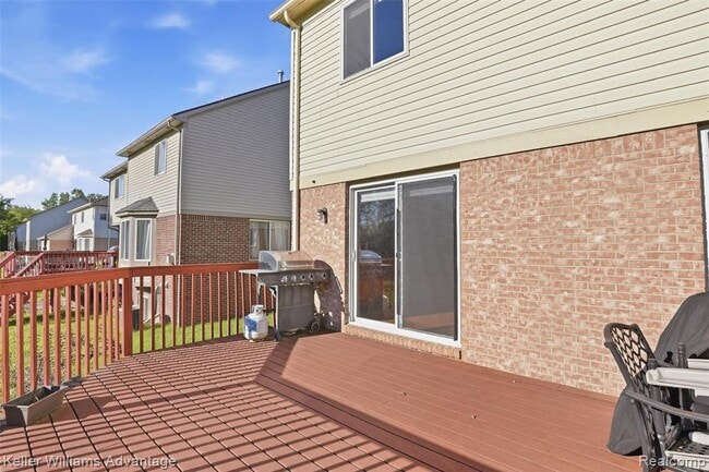 Building Photo - 1625 Emerald Pines Dr