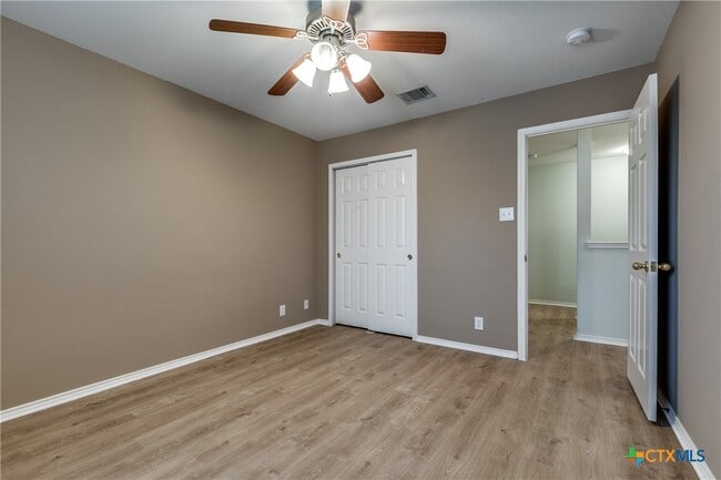 Building Photo - 7707 Wexford Hollow