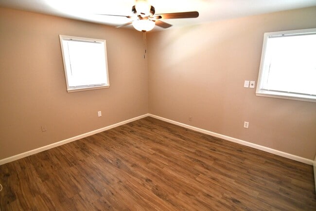 Building Photo - Newly updated, 3 bedroom, 1.5 bath home in Baker