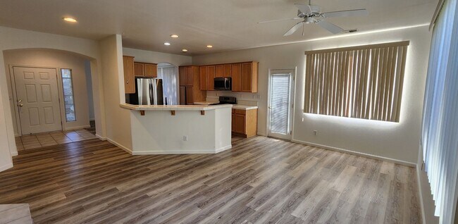 Building Photo - Home in Double Diamond - Reno